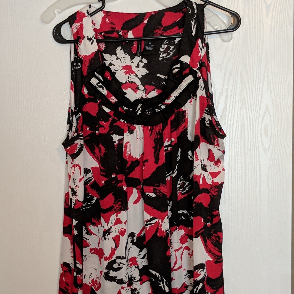 Ladies XL dressy blouse